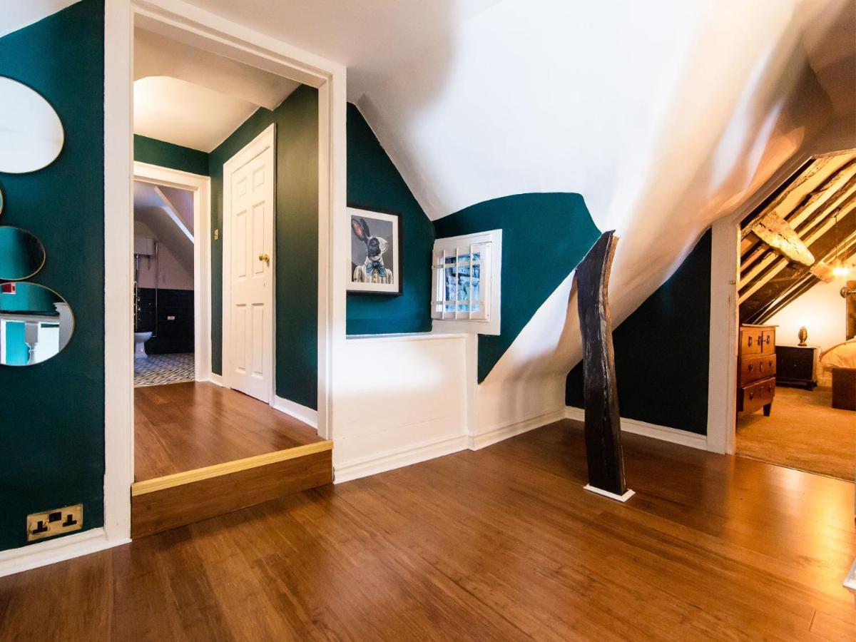 Maison Parfaite Yo1 - Exquisite 400 Year Old, City Centre Townhouse York Bagian luar foto