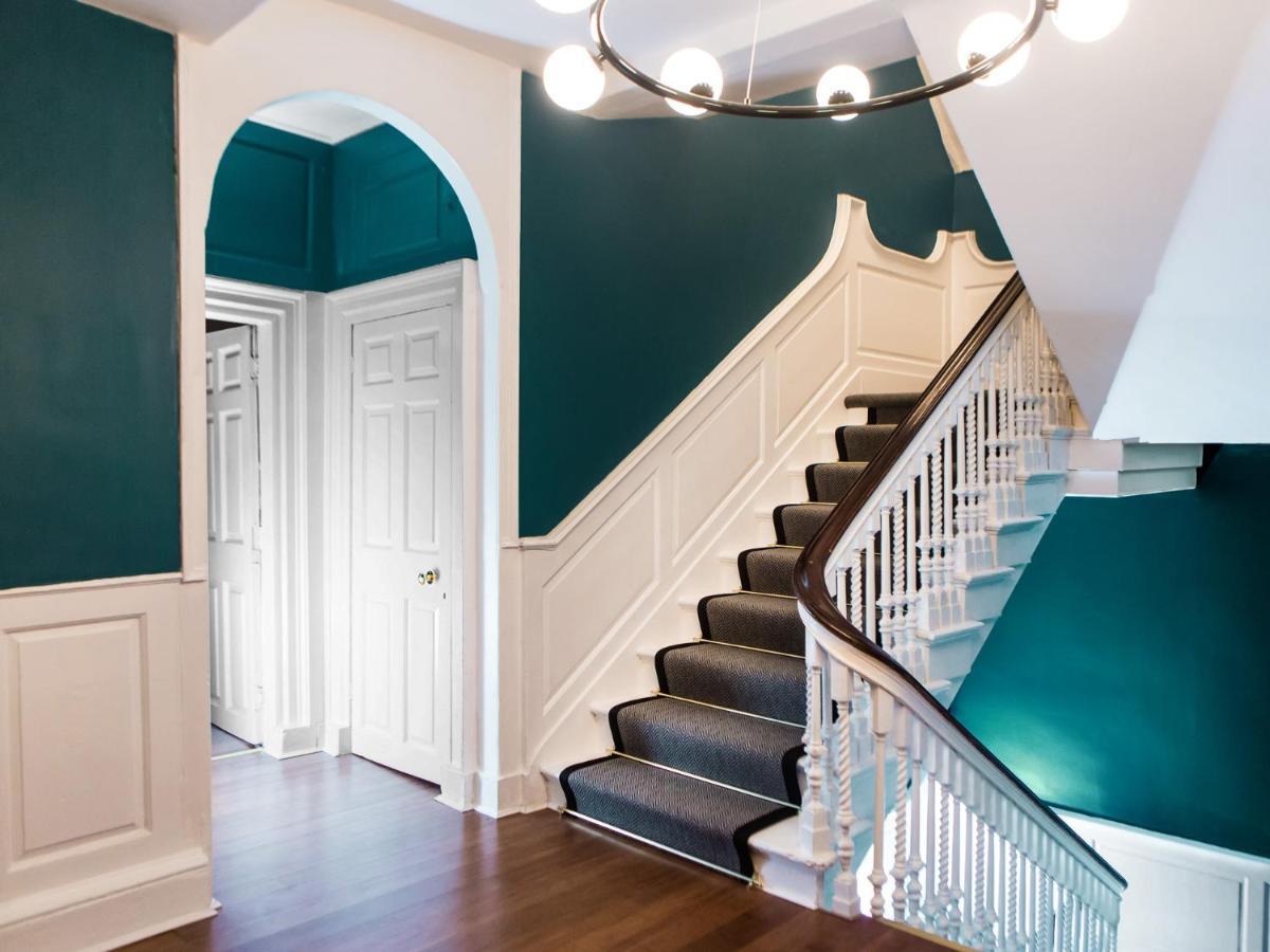 Maison Parfaite Yo1 - Exquisite 400 Year Old, City Centre Townhouse York Bagian luar foto
